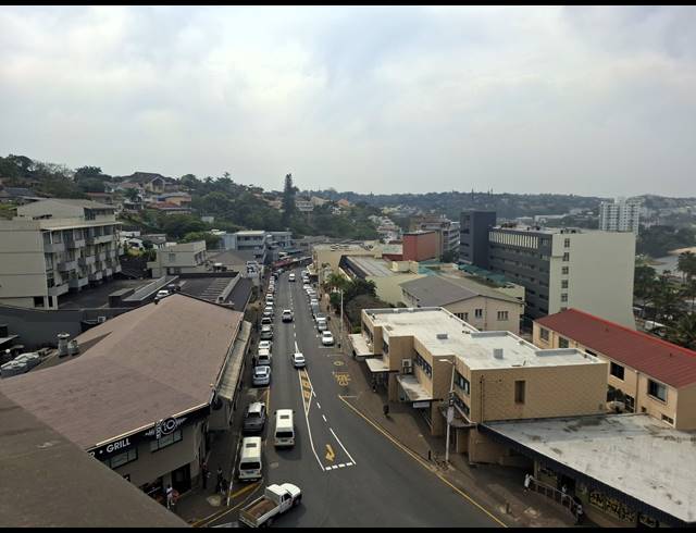 2 BEDROOM APARTMENT FOR SALE IN MARGATE BEACH